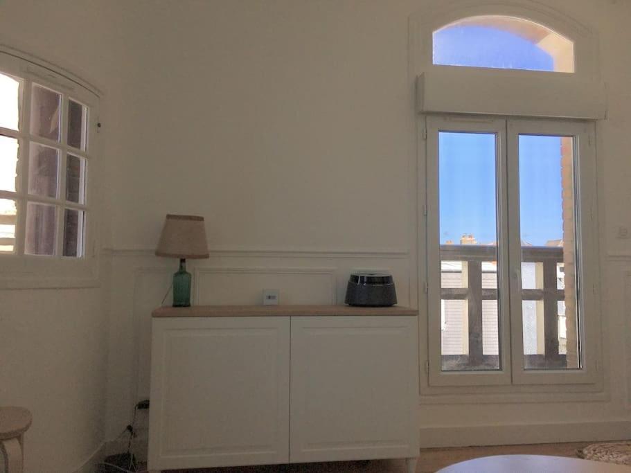 Bel Appartement Vue Mer Centre-Ville, Face Plage Dieppe Buitenkant foto