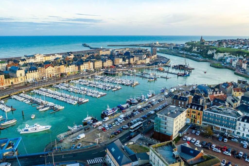 Bel Appartement Vue Mer Centre-Ville, Face Plage Dieppe Buitenkant foto