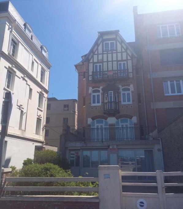 Bel Appartement Vue Mer Centre-Ville, Face Plage Dieppe Buitenkant foto